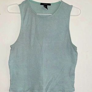 sleeveless top